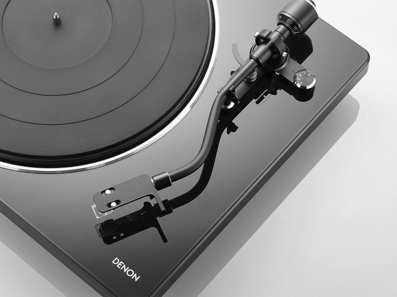 DP-400 - TURNTABLES-DENON